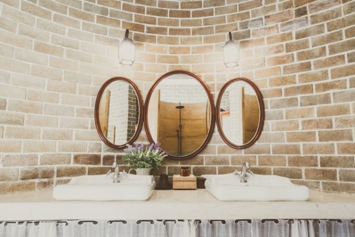 bathroom light fixtures